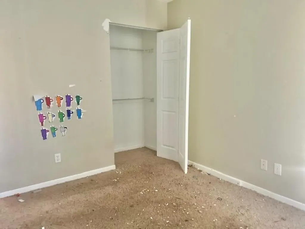 8820 N Lake Park Circle Circle N Davie FL 33328