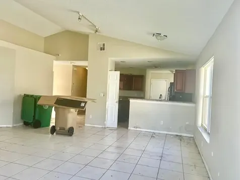 8820 N Lake Park Circle Circle N Davie FL 33328