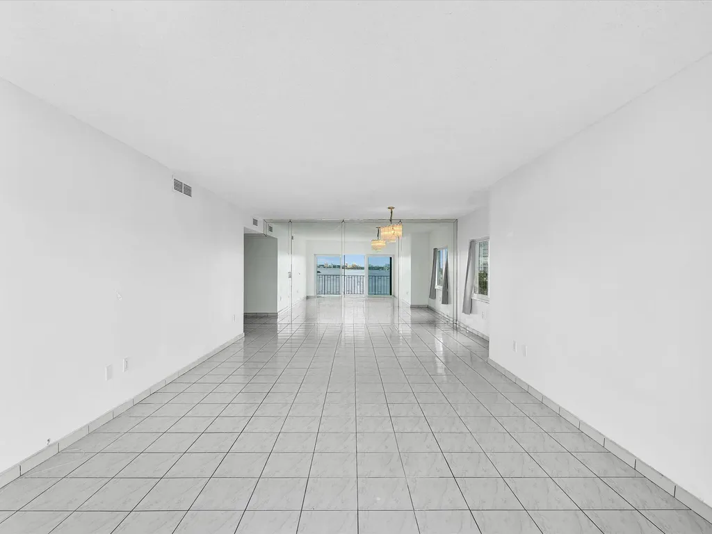 500 Bayview Drive Sunny Isles Beach FL 33160