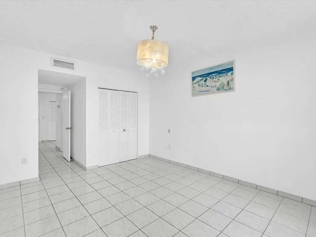 500 Bayview Drive Sunny Isles Beach FL 33160