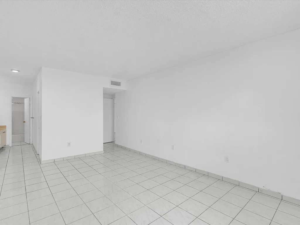 500 Bayview Drive Sunny Isles Beach FL 33160