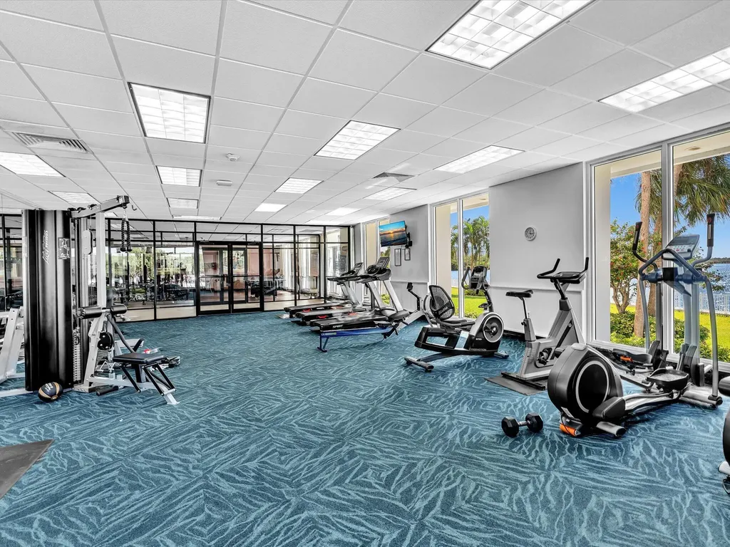 500 Bayview Drive Sunny Isles Beach FL 33160