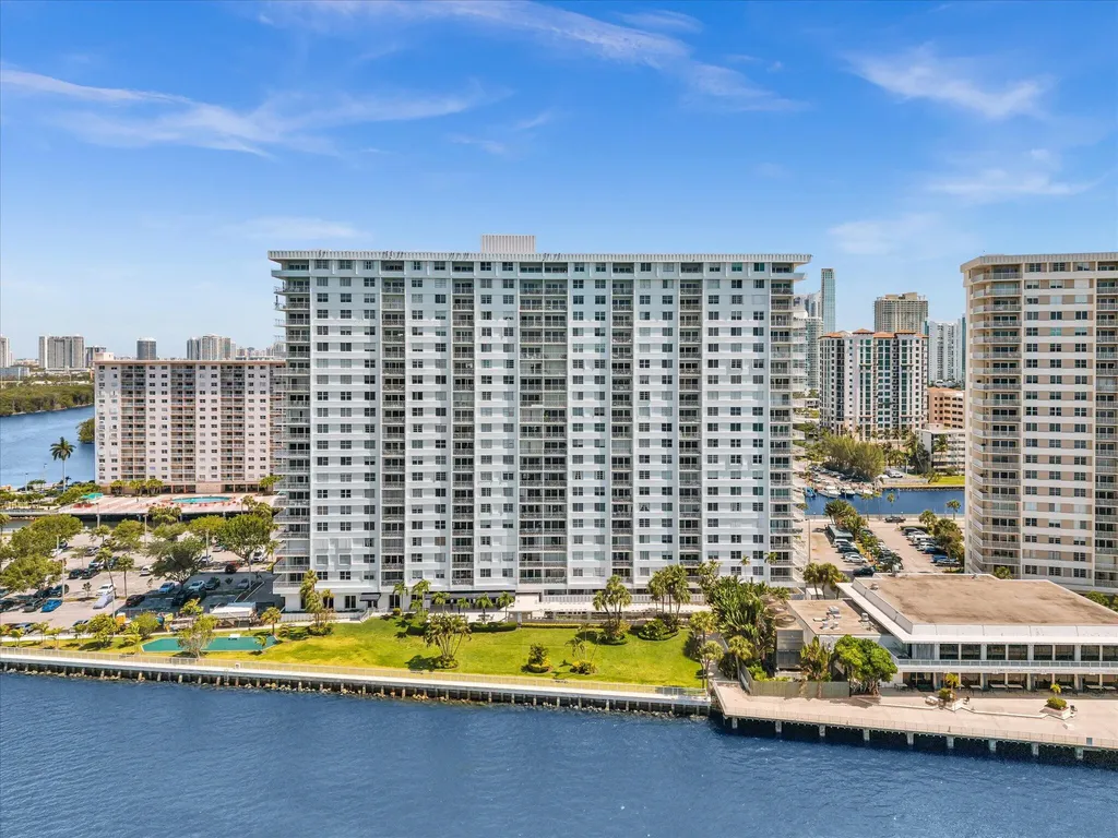 500 Bayview Drive Sunny Isles Beach FL 33160