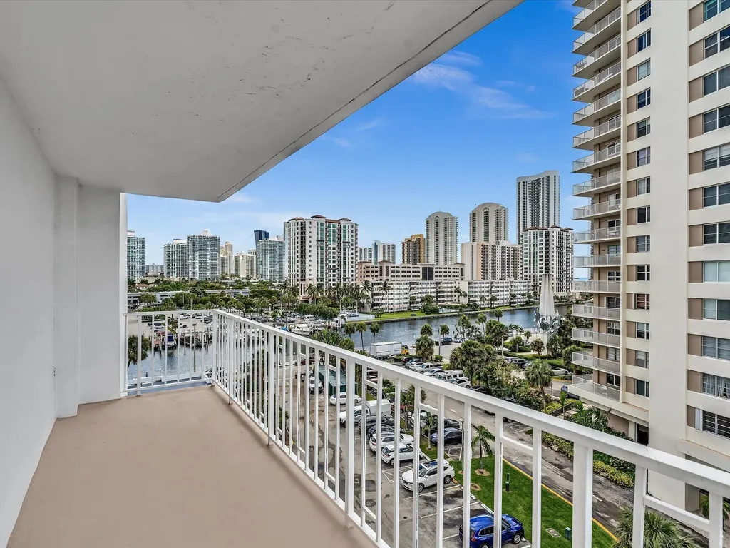 500 Bayview Drive Sunny Isles Beach FL 33160