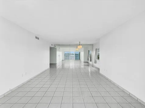 500 Bayview Drive Sunny Isles Beach FL 33160