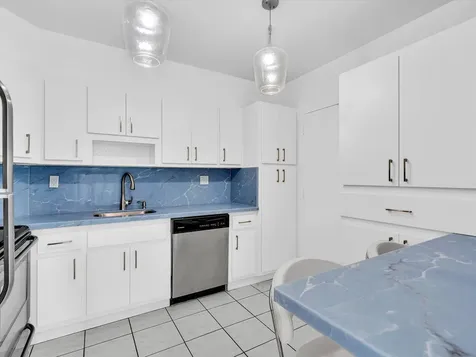 500 Bayview Drive Sunny Isles Beach FL 33160
