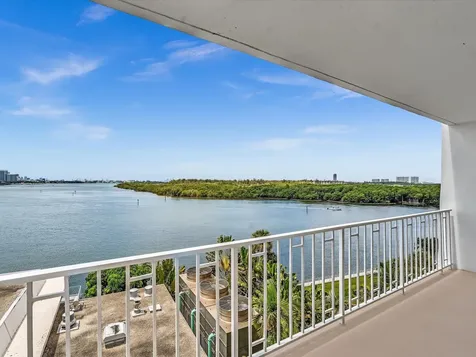 500 Bayview Drive Sunny Isles Beach FL 33160