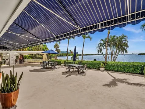 500 Bayview Drive Sunny Isles Beach FL 33160