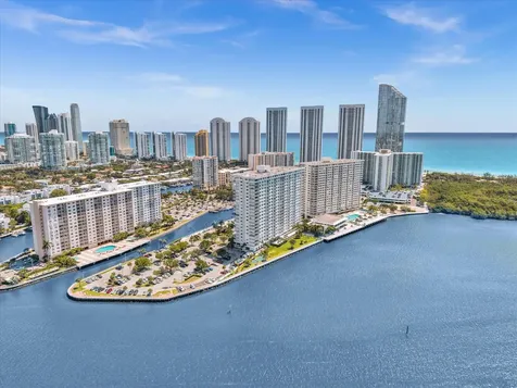 500 Bayview Drive Sunny Isles Beach FL 33160