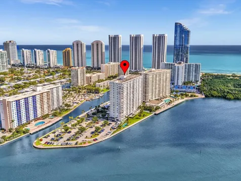 500 Bayview Drive Sunny Isles Beach FL 33160