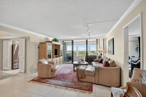 3589 S Ocean Boulevard South Palm Beach FL 33480