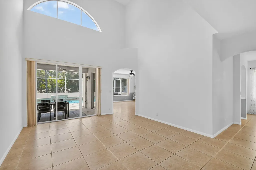 6283 Shadow Tree Lane Lake Worth FL 33463