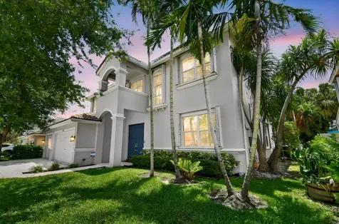 6283 Shadow Tree Lane Lake Worth FL 33463