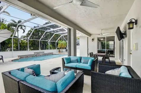 6283 Shadow Tree Lane Lake Worth FL 33463