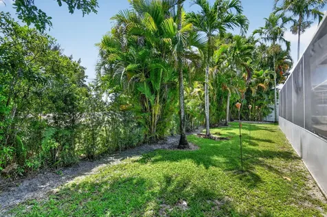 6283 Shadow Tree Lane Lake Worth FL 33463