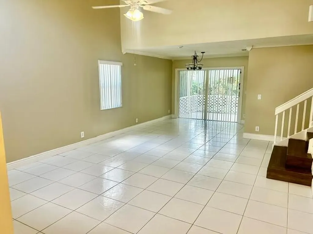 9576 NW 8th Circle Plantation FL 33324