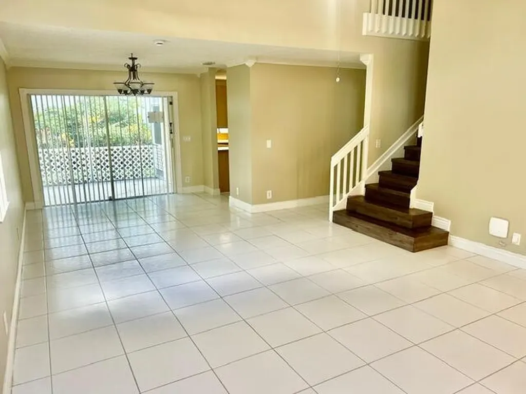9576 NW 8th Circle Plantation FL 33324