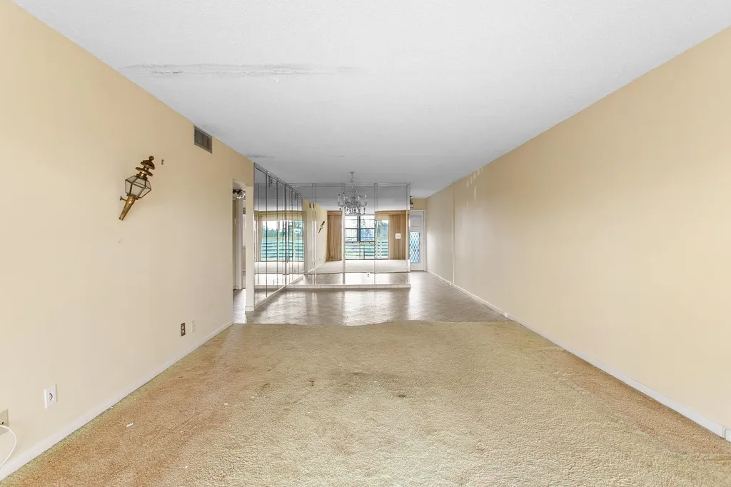 2502 Antigua Terrace Coconut Creek FL 33066
