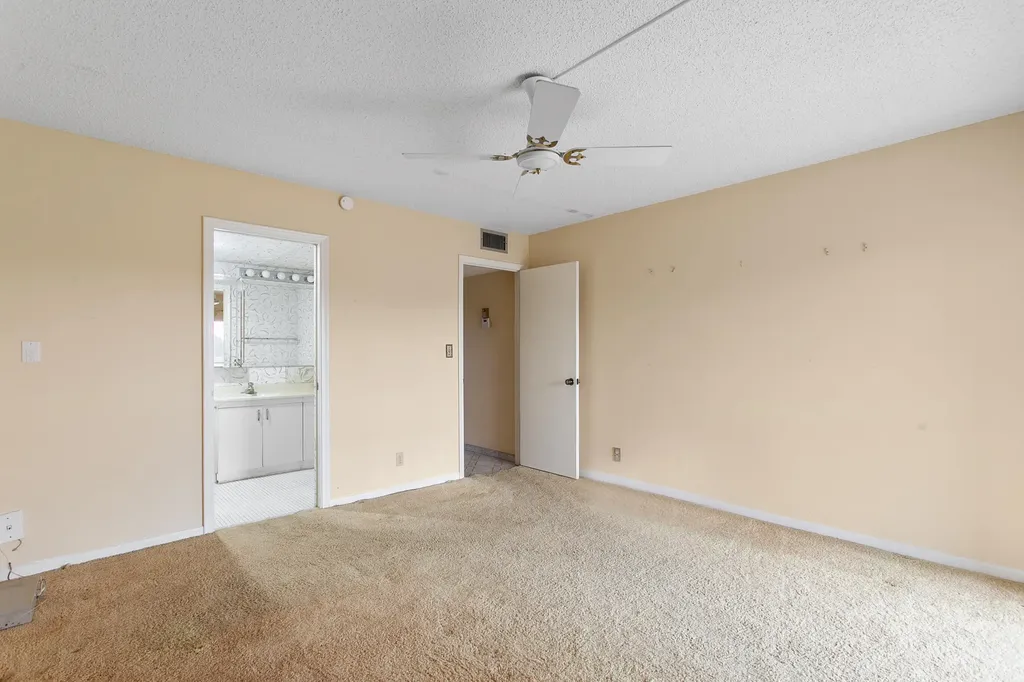 2502 Antigua Terrace Coconut Creek FL 33066