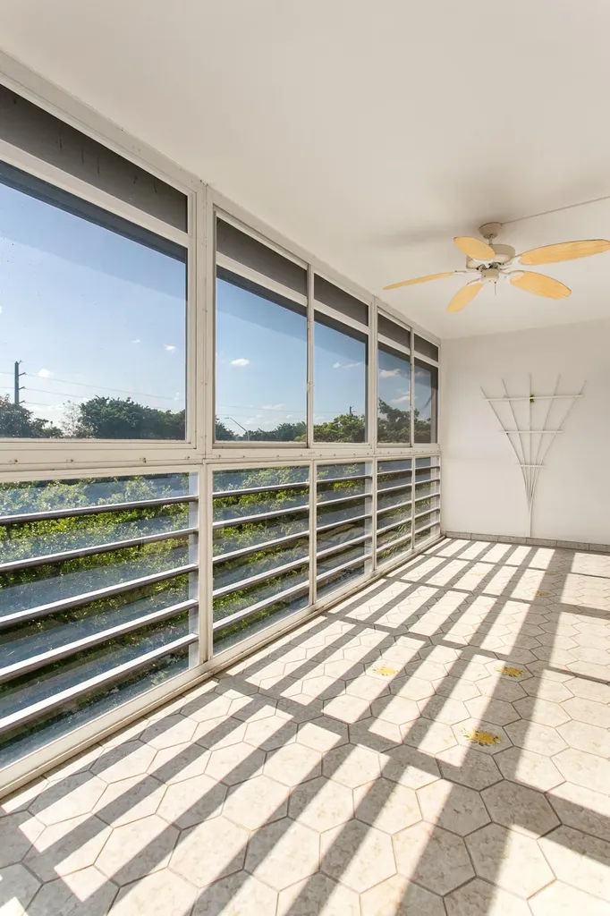 2502 Antigua Terrace Coconut Creek FL 33066