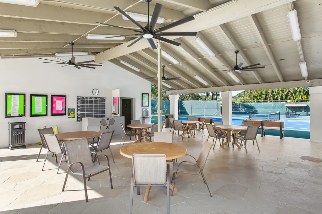 2502 Antigua Terrace Coconut Creek FL 33066