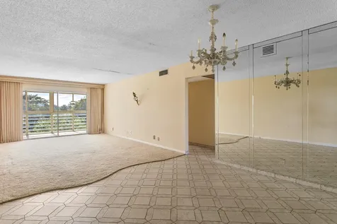 2502 Antigua Terrace Coconut Creek FL 33066