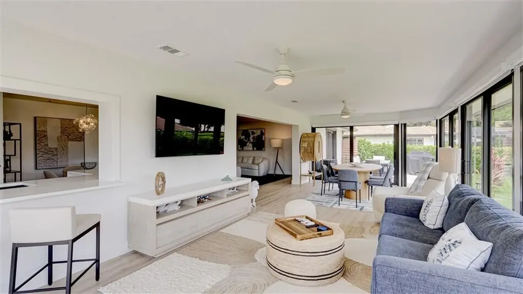 429 Pine Villa Drive Atlantis FL 33462