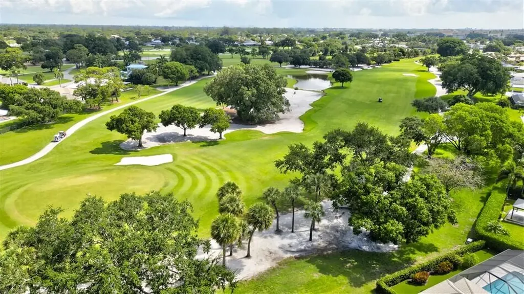 429 Pine Villa Drive Atlantis FL 33462