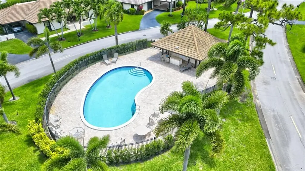 429 Pine Villa Drive Atlantis FL 33462