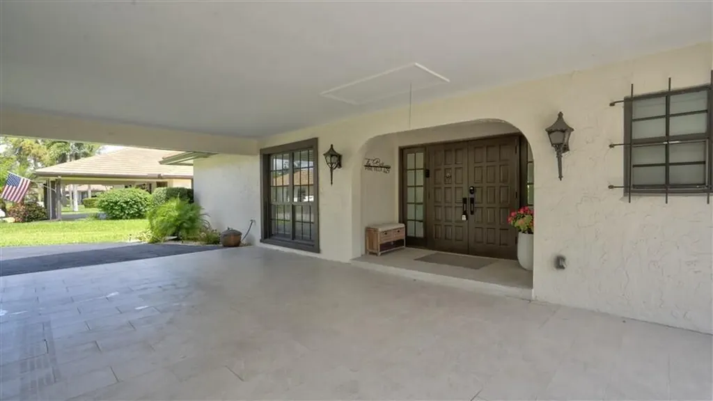 429 Pine Villa Drive Atlantis FL 33462