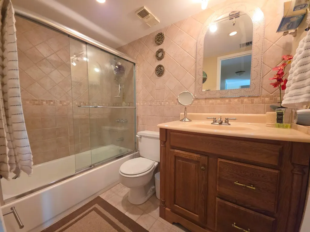 6000 NE 22nd Way Fort Lauderdale FL 33308