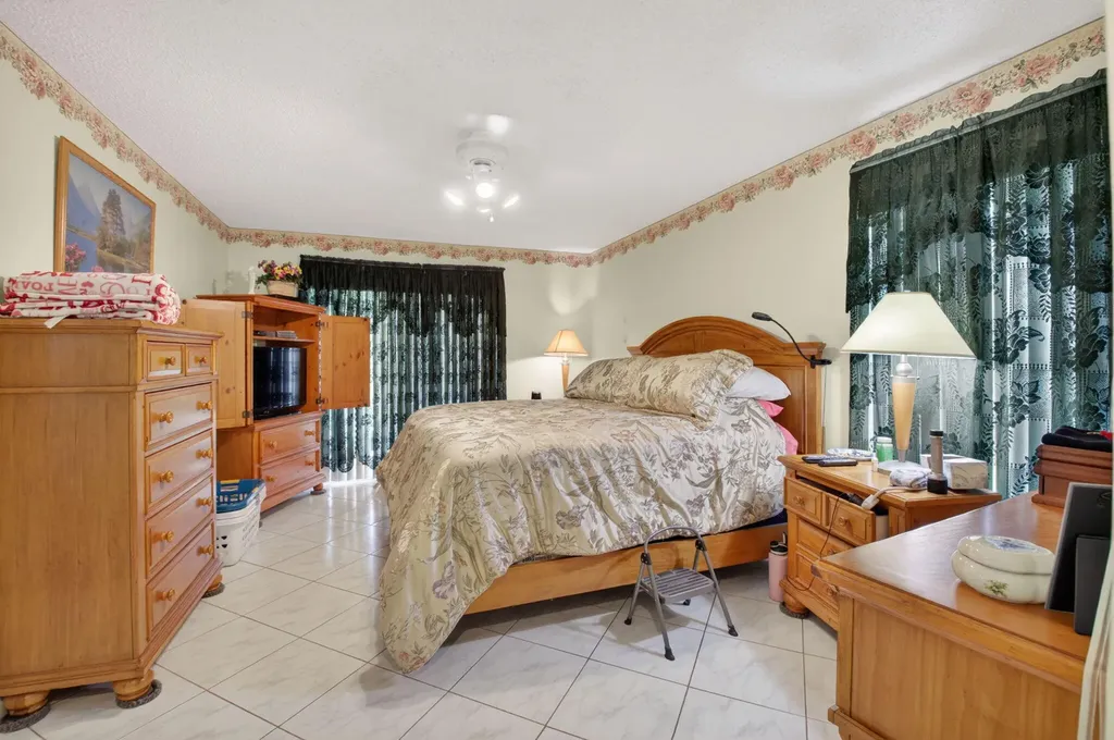 8344 Blue Cypress Drive Lake Worth FL 33467