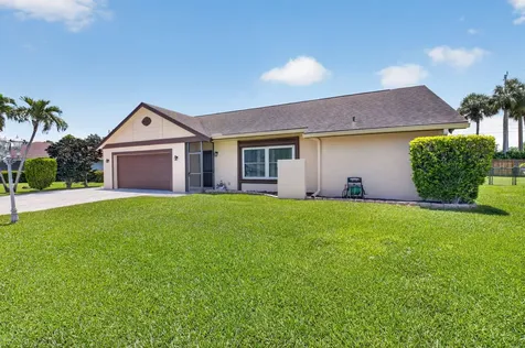 8344 Blue Cypress Drive Lake Worth FL 33467
