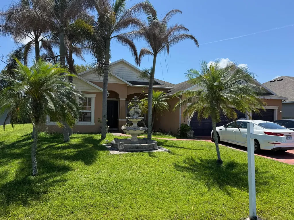 5231 NW Reba Circle Port St Lucie FL 34986