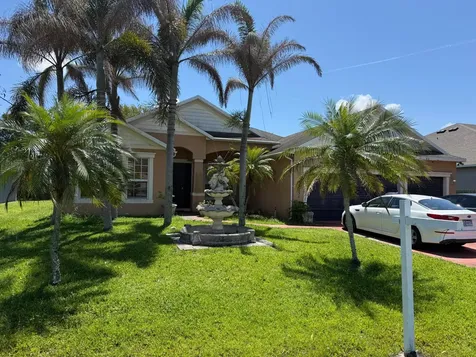 5231 NW Reba Circle Port St Lucie FL 34986