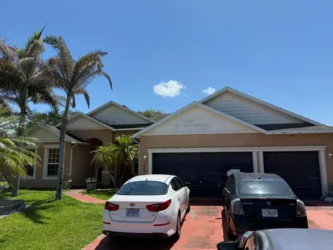 5231 NW Reba Circle Port St Lucie FL 34986