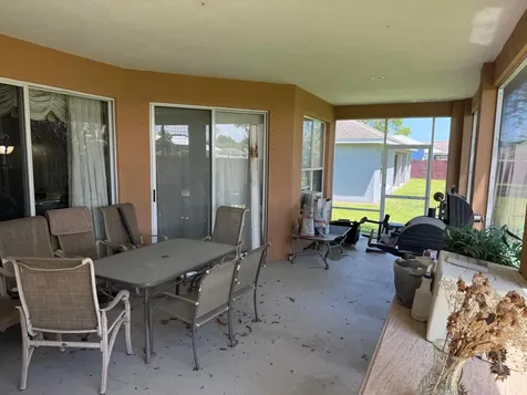 5231 NW Reba Circle Port St Lucie FL 34986