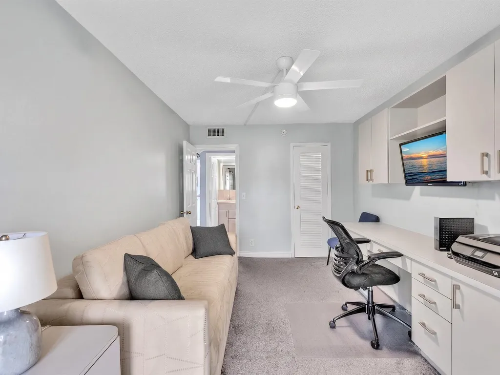 4038 Swansea B Deerfield Beach FL 33442
