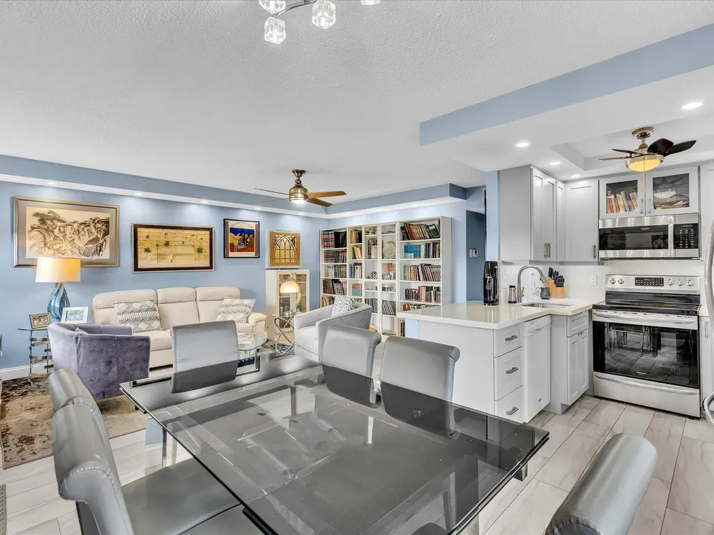 4038 Swansea B Deerfield Beach FL 33442