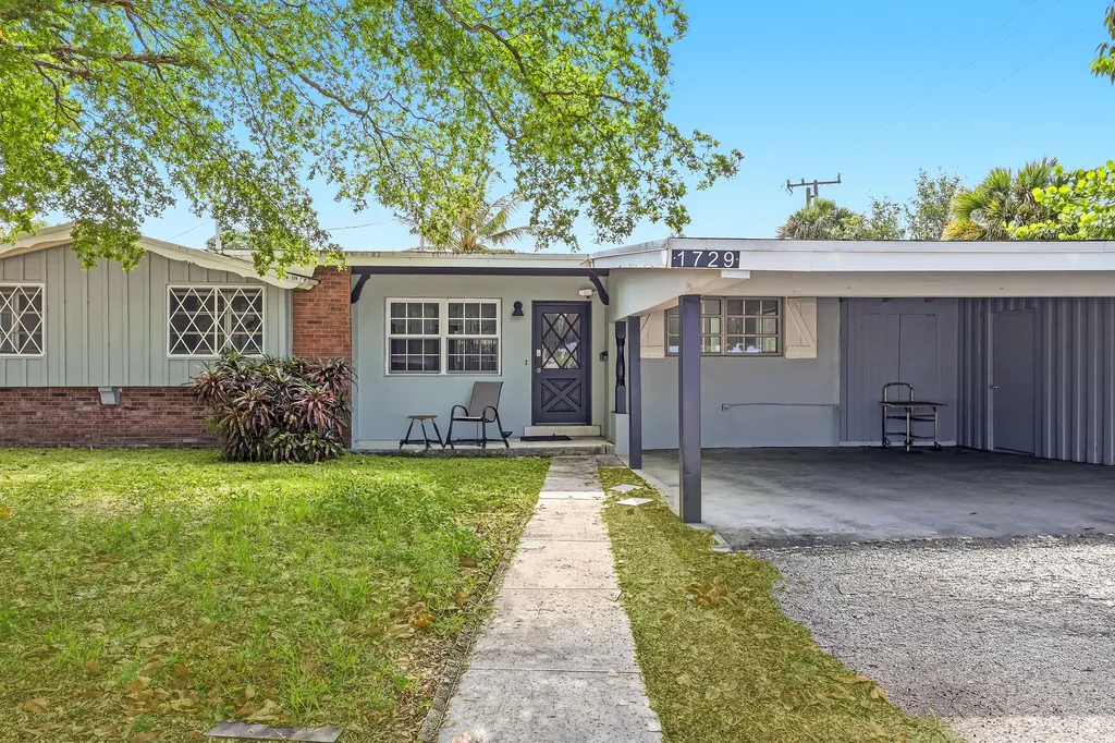 1729 S Congress Avenue Palm Springs FL 33461