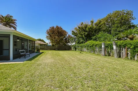 5805 Cassia Drive Fort Pierce FL 34982