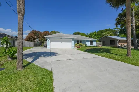 5805 Cassia Drive Fort Pierce FL 34982