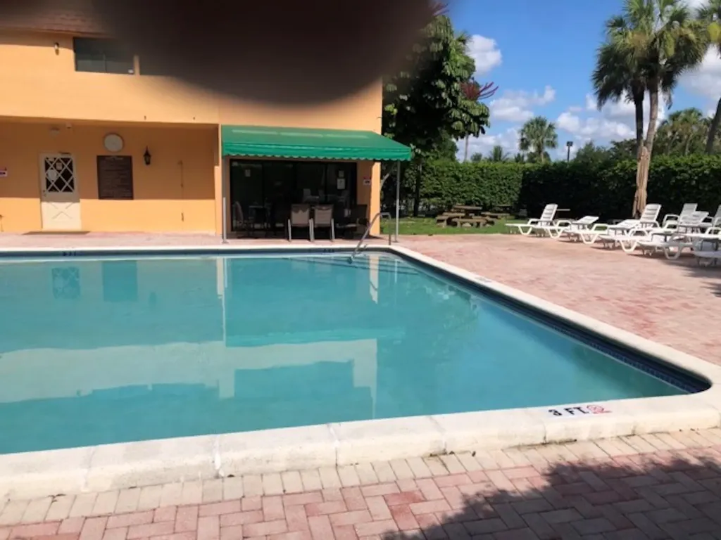 430 Commodore Drive Plantation FL 33325