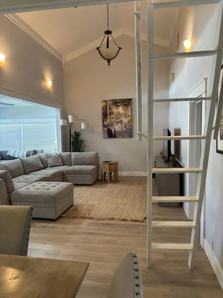 808 Kanuga Drive West Palm Beach FL 33401