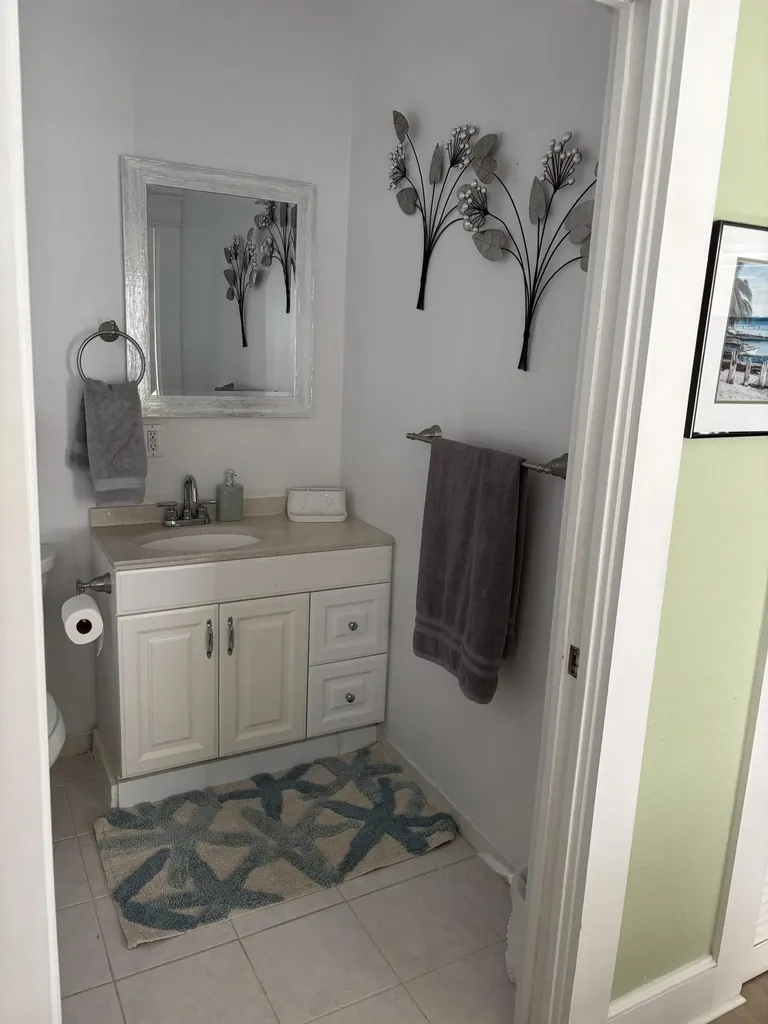 808 Kanuga Drive West Palm Beach FL 33401