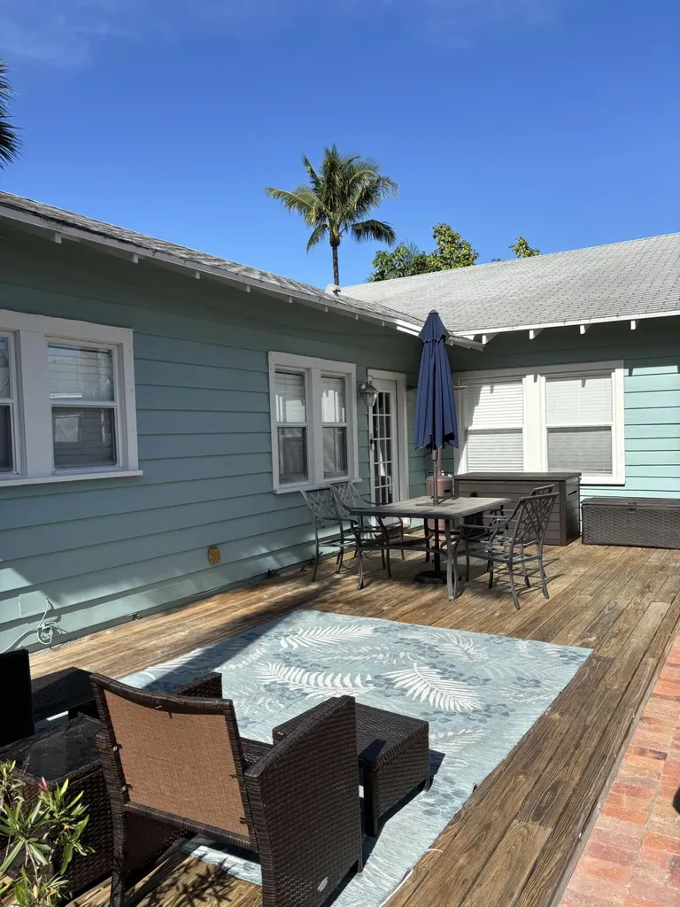 808 Kanuga Drive West Palm Beach FL 33401