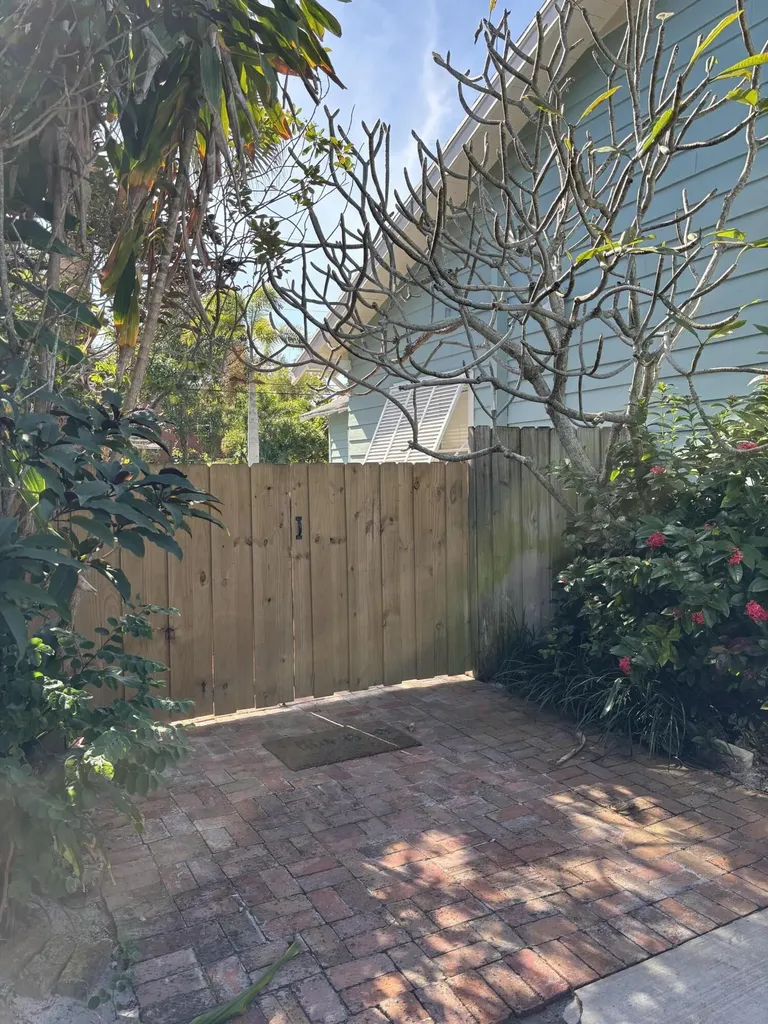 808 Kanuga Drive West Palm Beach FL 33401