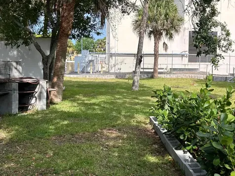 308 S 8th Street Fort Pierce FL 34950