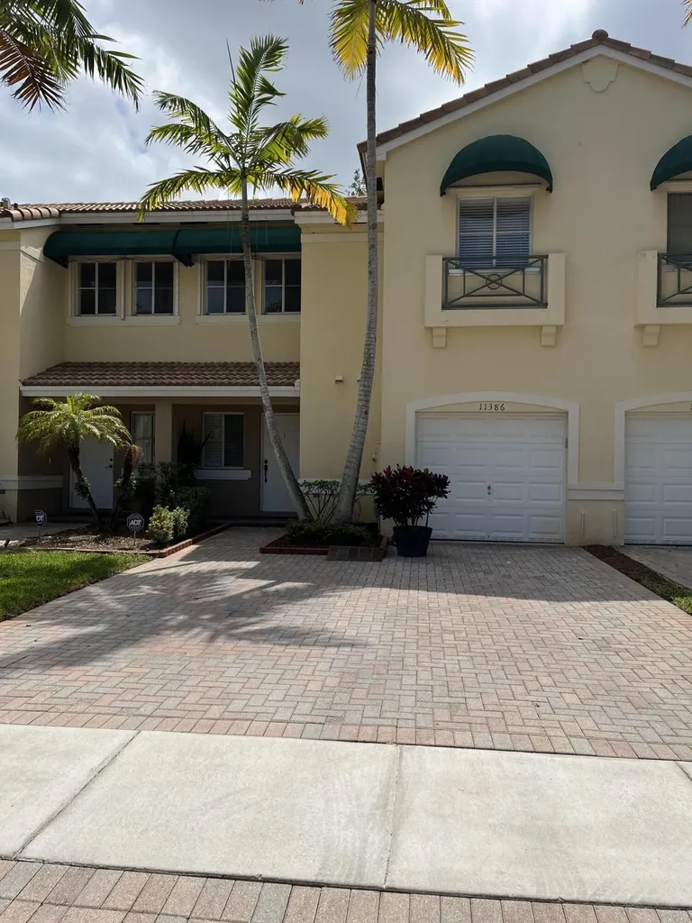 11386 NW 33rd Street Sunrise FL 33323