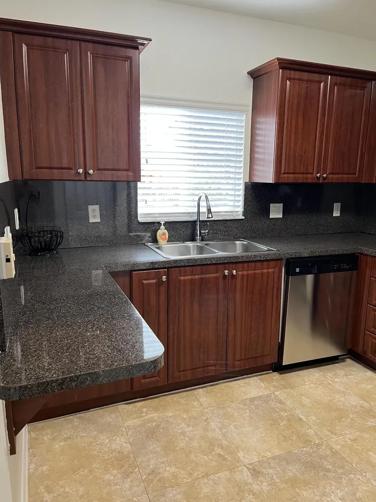 11386 NW 33rd Street Sunrise FL 33323